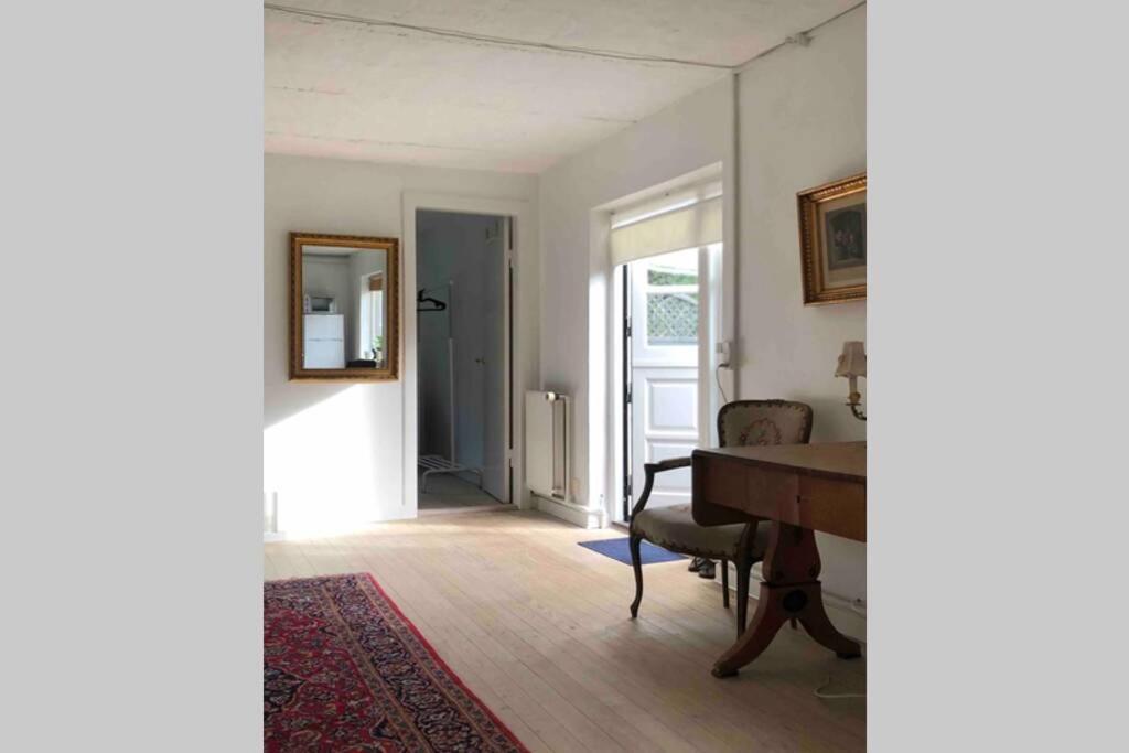 Appleflower Farm Retro Apartment Lillerod Exteriör bild