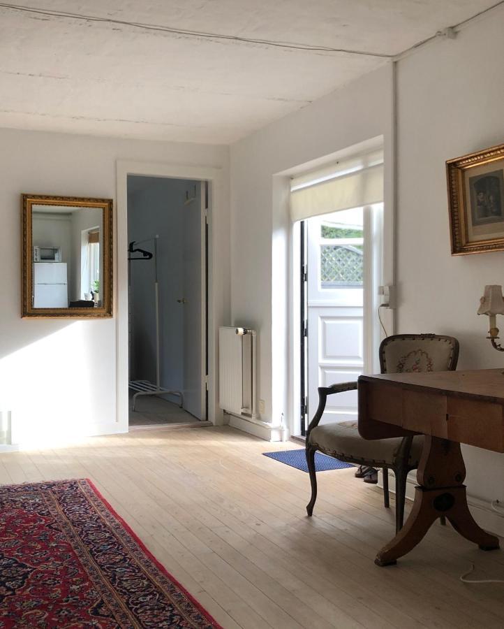 Appleflower Farm Retro Apartment Lillerod Exteriör bild